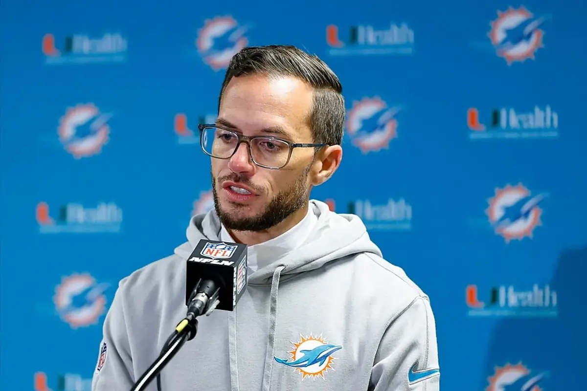 Mike McDaniel’s Unusual Strategy with the Dolphins Pays Off Unexpectedly